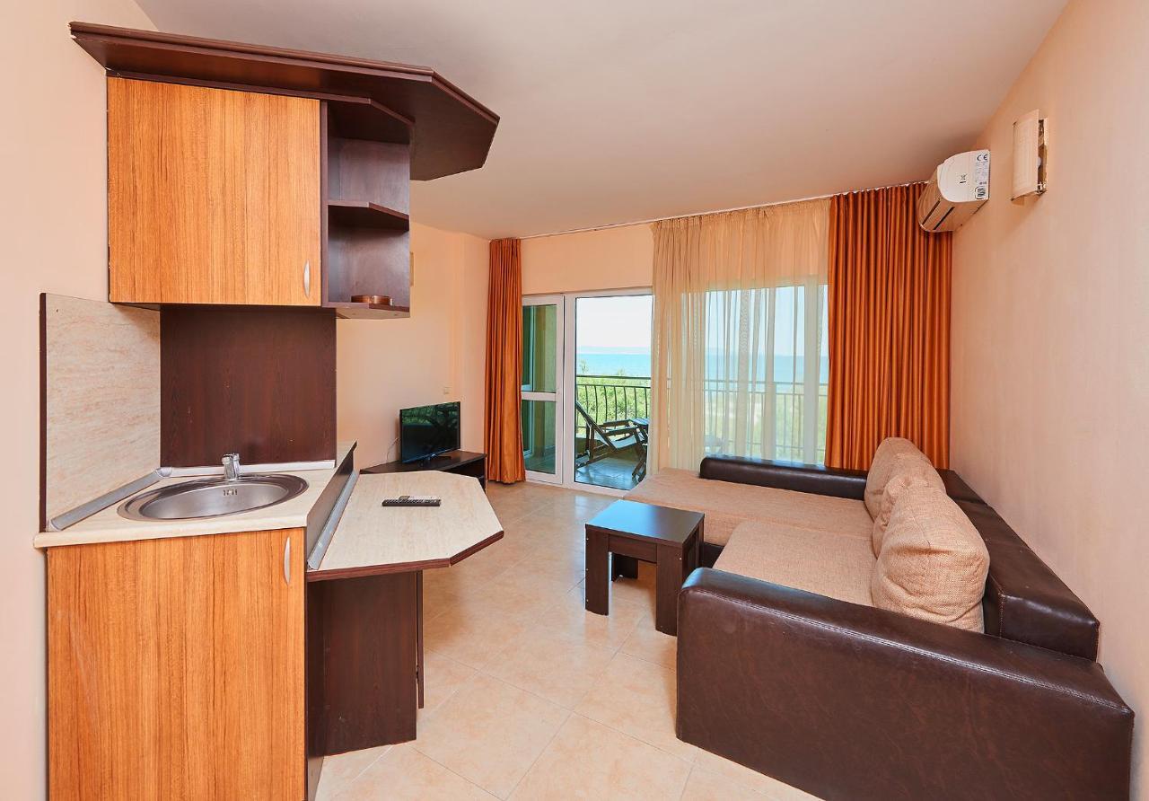 Guest House California Pomorie Exterior foto